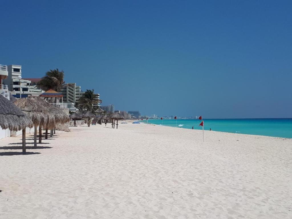 קנקון Departamentos Al Lado Del Mar En Zona Hotelera מראה חיצוני תמונה