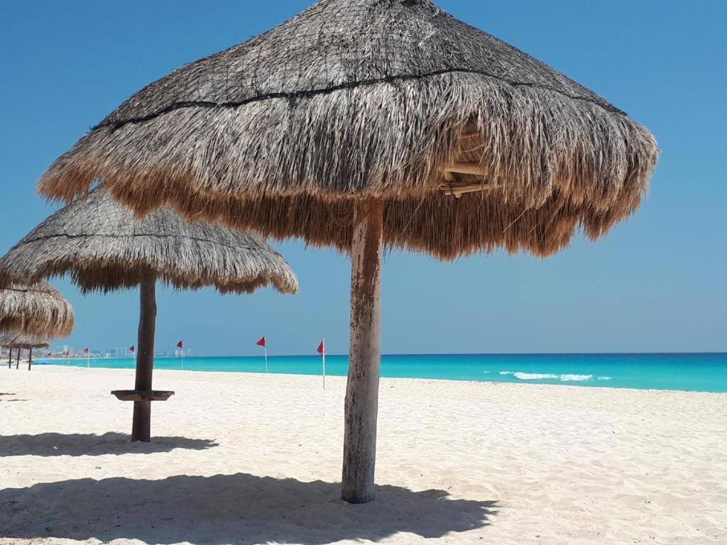 קנקון Departamentos Al Lado Del Mar En Zona Hotelera מראה חיצוני תמונה